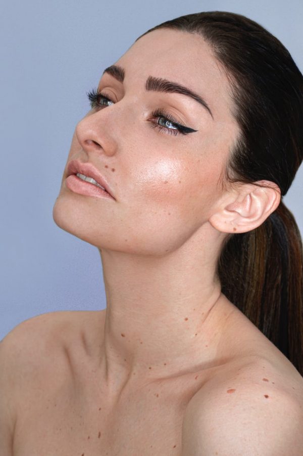 Soft Glow Illuminating Powder - Image 2